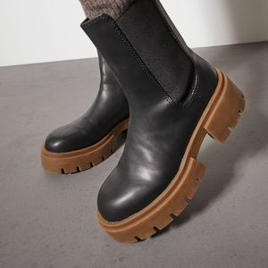 H&M Platform Chelsea Style Boots